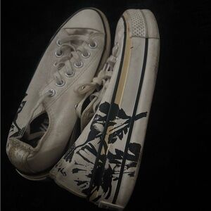 Floral Canvas Converse